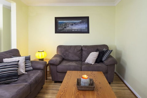 Max's Place 2 - Accommodation Newcastle 2