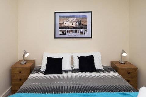 Max's Place 2 - Accommodation Newcastle 3