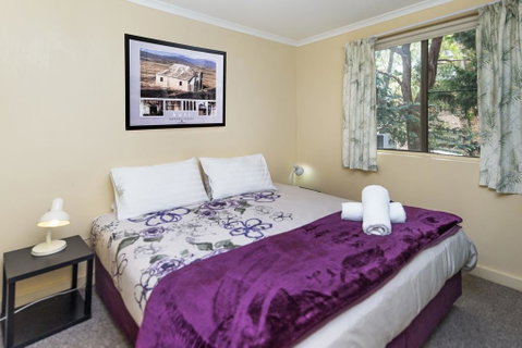 Max's Place 3 - Accommodation Newcastle 1