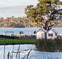 McMillans of Metung Coastal Resort - Accommodation Newcastle