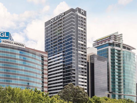 Meriton Suites North Sydney - Accommodation Newcastle 1