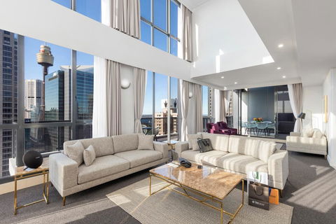 Meriton Suites Pitt Street - Accommodation Newcastle 0