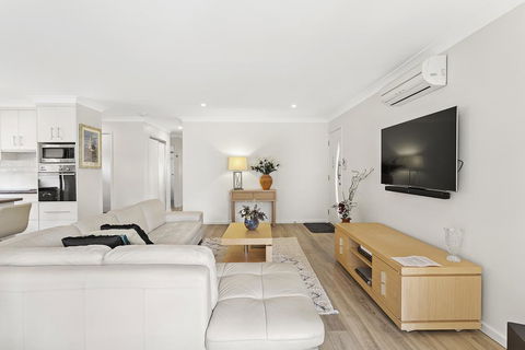 Mistral Close, 6, Mistral House - Accommodation Newcastle 3