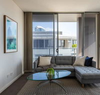 Modern Harbourside Apartment With A View - Accommodation Newcastle