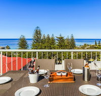 Modern Penthouse with Private Rooftop Terrace - Accommodation Newcastle