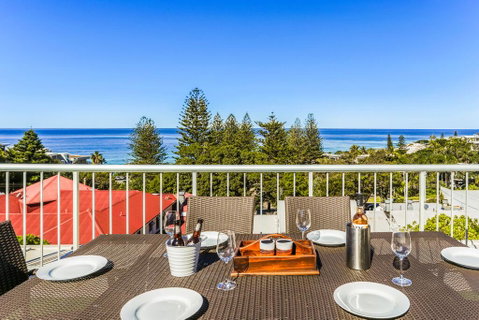 Modern Penthouse With Private Rooftop Terrace - Accommodation Newcastle 0