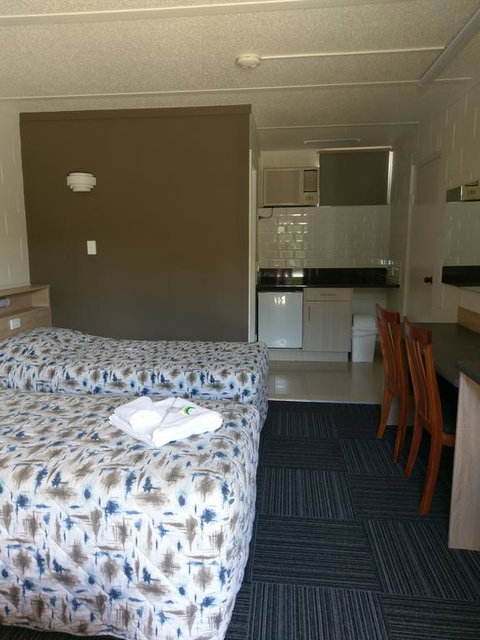 Motel Monaco - Accommodation Newcastle 3