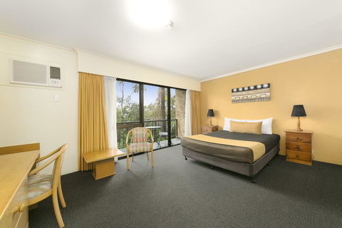 Mt Ommaney Hotel Apartments - Accommodation Newcastle 1