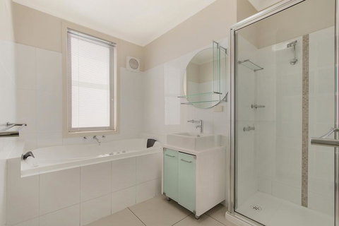 Nautilus - Accommodation Newcastle 1