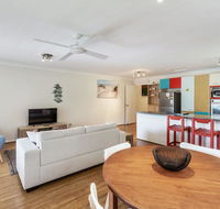 Navala Avenue 6 - Accommodation Newcastle