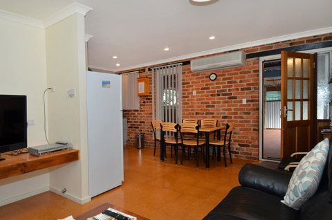 Albany Beachside Accommodation - Accommodation Newcastle 10