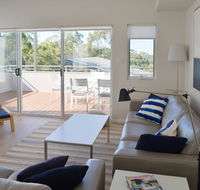 The Villa Dunsborough - Accommodation Newcastle