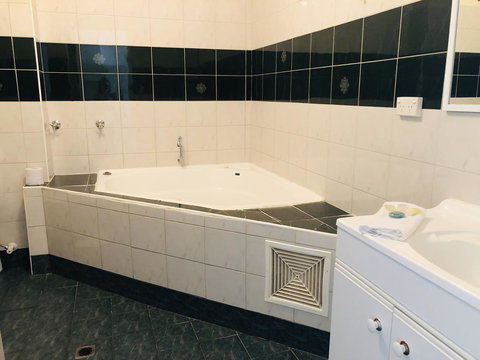 Seashore Memories - Sleeps 3 - Accommodation Newcastle 12