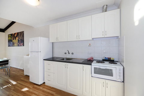 Seashore Memories - Sleeps 3 - Accommodation Newcastle 8