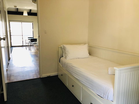 Seashore Memories - Sleeps 3 - Accommodation Newcastle 5