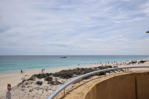 Seashore Memories - Sleeps 3 - Accommodation Newcastle 21