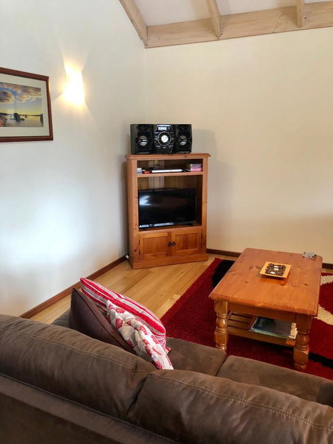 Denmark Reflections - Accommodation Newcastle 7