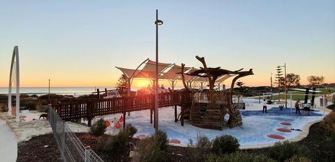 West Beach Lagoon 202 - Quiet & Ground Floor! - Accommodation Newcastle 24
