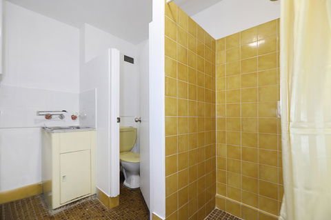 West Beach Lagoon 202 - Quiet & Ground Floor! - Accommodation Newcastle 13