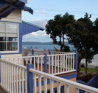 Lotti's House - Accommodation Newcastle
