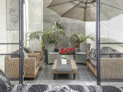 New York On King - Accommodation Newcastle 0