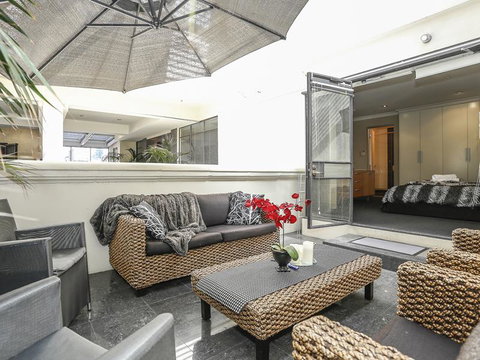 New York On King - Accommodation Newcastle 5