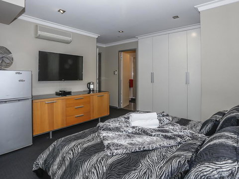 New York On King - Accommodation Newcastle 4