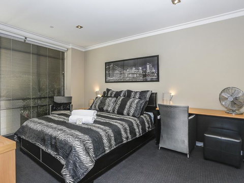 New York On King - Accommodation Newcastle 18