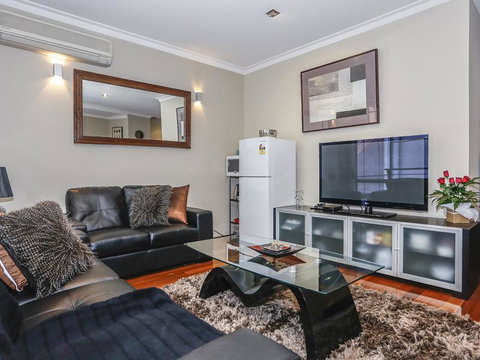 New York On King - Accommodation Newcastle 10