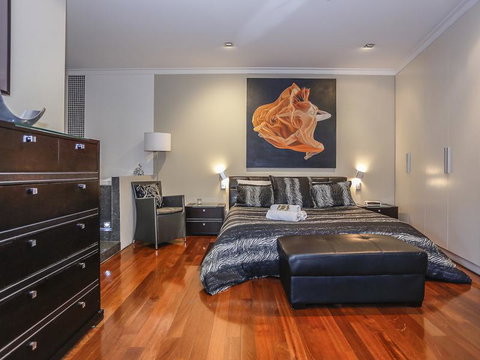 New York On King - Accommodation Newcastle 12