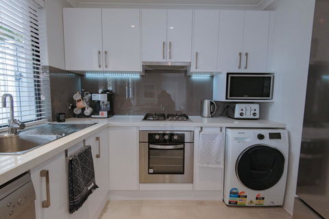 Mindarie Retreat - Accommodation Newcastle 2