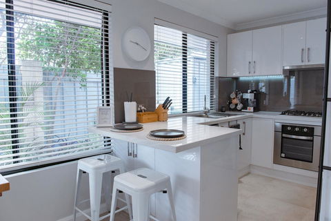 Mindarie Retreat - Accommodation Newcastle 3