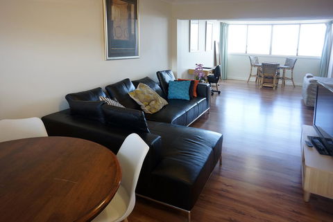 Studio 208 With Ocean Views - Accommodation Newcastle 11