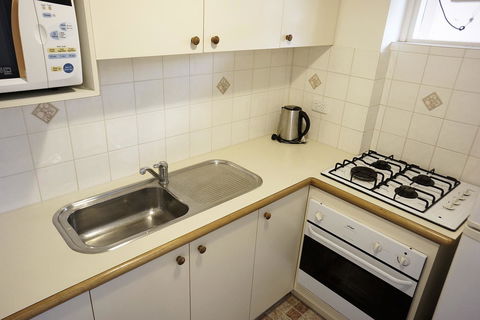 Studio 208 With Ocean Views - Accommodation Newcastle 16