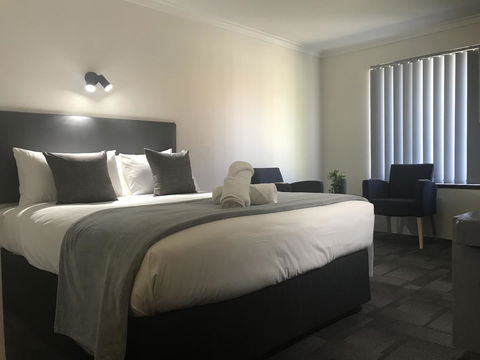 Hotel Clipper - Accommodation Newcastle 7