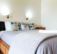 Karri Aura - Accommodation Newcastle