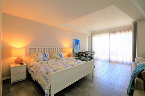 Studio Style Mindarie Marina - Accommodation Newcastle 2