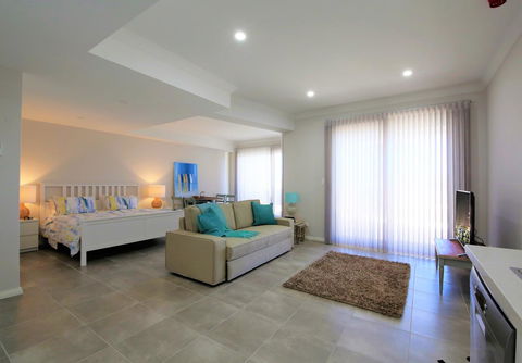 Studio Style Mindarie Marina - Accommodation Newcastle 4