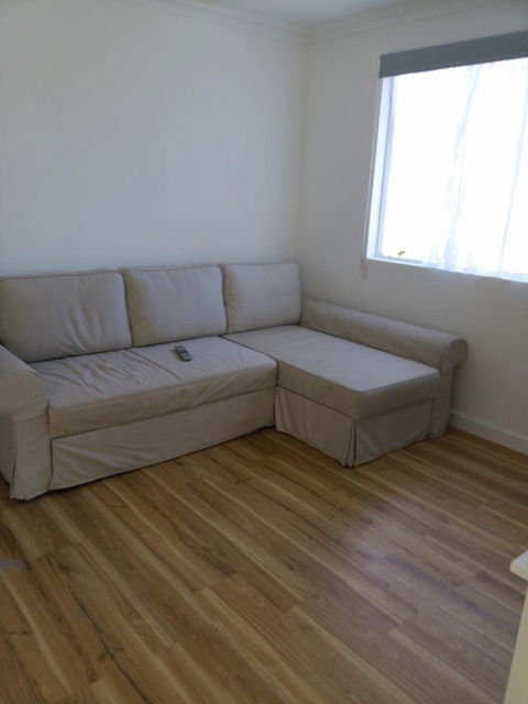 DIANELLA Budget Rooms Happy Place To Stay - Accommodation Newcastle 17