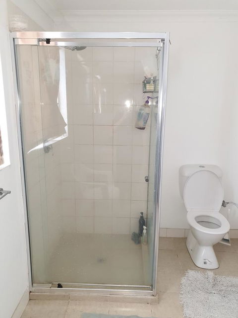DIANELLA Budget Rooms Happy Place To Stay - Accommodation Newcastle 12