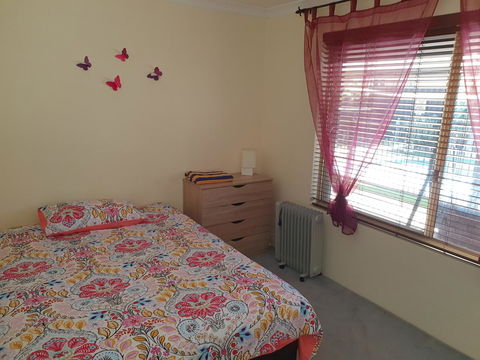The Entertainer - Accommodation Newcastle 16