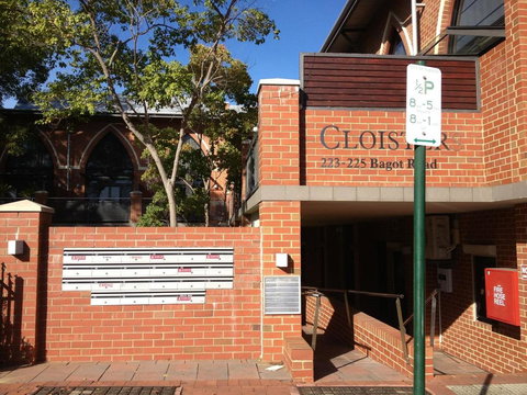 Cloisters - Accommodation Newcastle 19