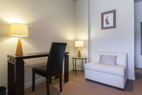 Cloisters - Accommodation Newcastle 14