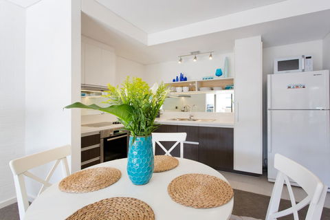 Beachside Living - South Fremantle - Accommodation Newcastle 12