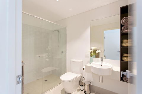 Beachside Living - South Fremantle - Accommodation Newcastle 6