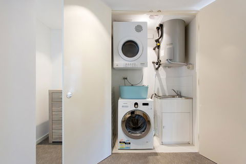 Beachside Living - South Fremantle - Accommodation Newcastle 15