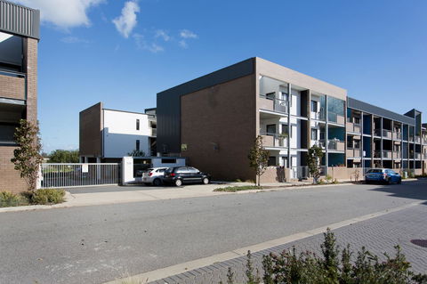 Beachside Living - South Fremantle - Accommodation Newcastle 18