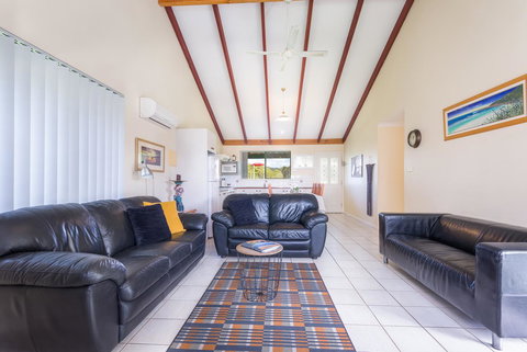 Surfside Ocean Beach Denmark Holiday Accommodation - Accommodation Newcastle 43