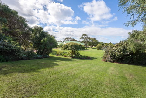 Surfside Ocean Beach Denmark Holiday Accommodation - Accommodation Newcastle 6