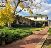 Park Avenue Holiday Units - Accommodation Newcastle